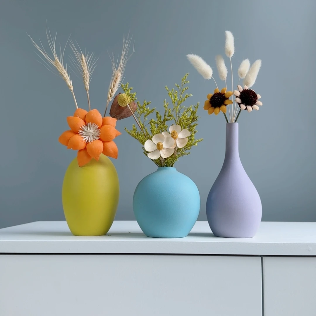 摆件陶瓷小花瓶含花总高约20-30cm