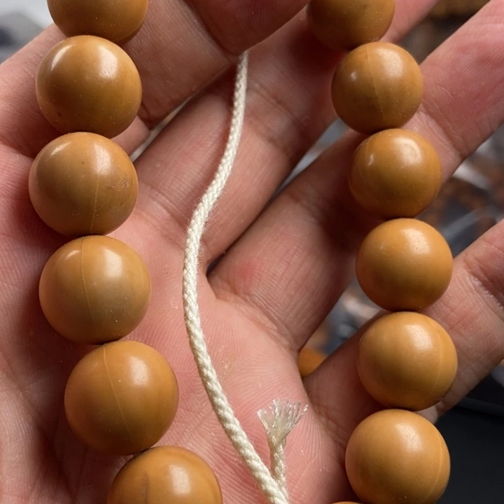 猴头核桃吊坠文玩手串