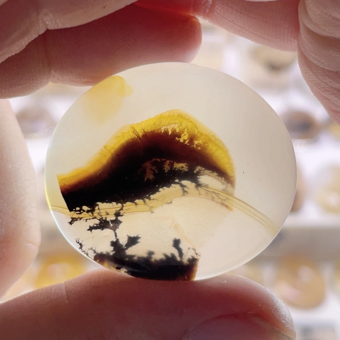 玛瑙/玉髓未镶嵌珠宝奇石