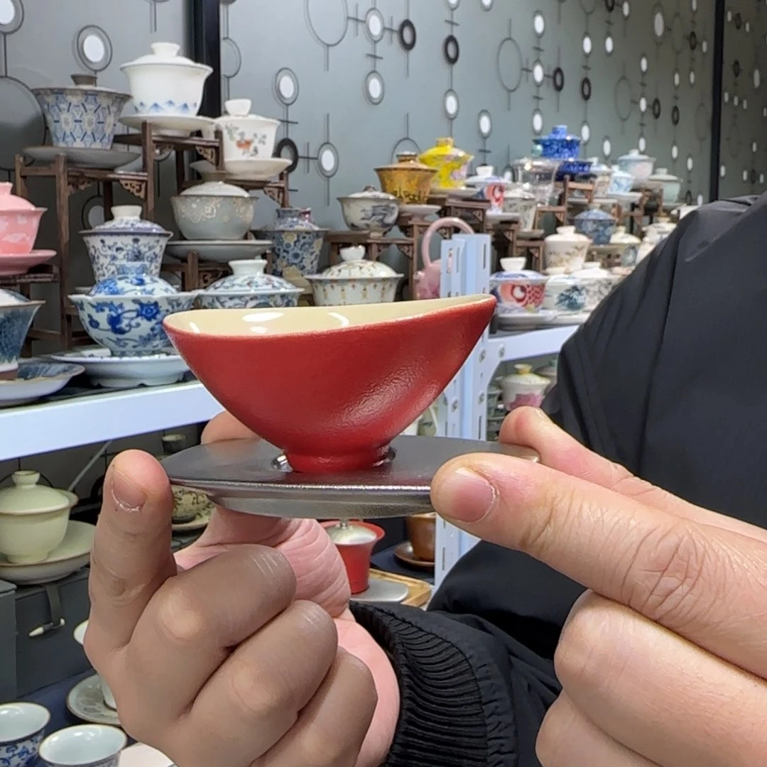 高温下的高温天气使人