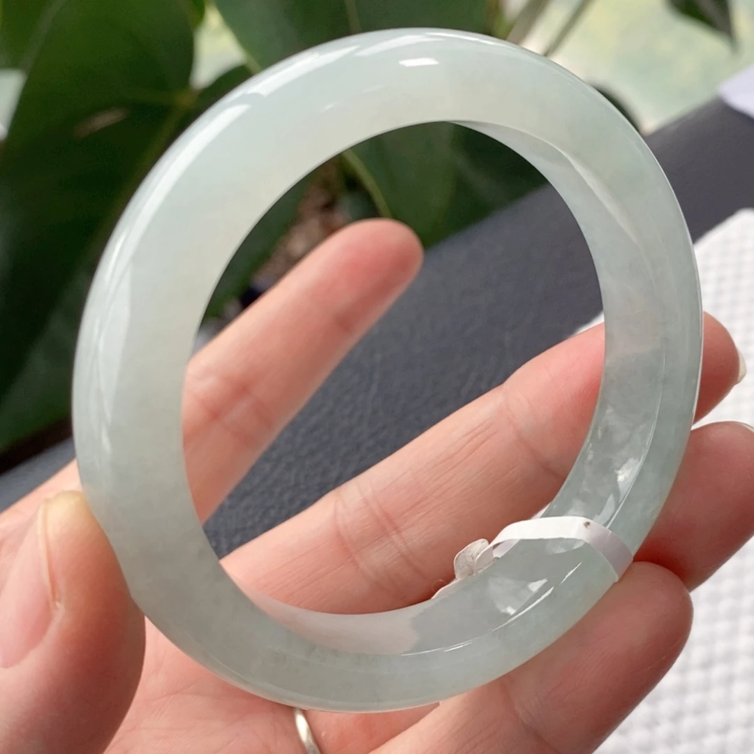 翡翠未镶嵌手镯8号