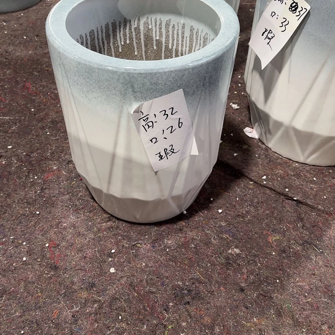 钻石小号一个花盆