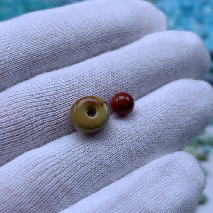 南红玛瑙未镶嵌珠宝奇石