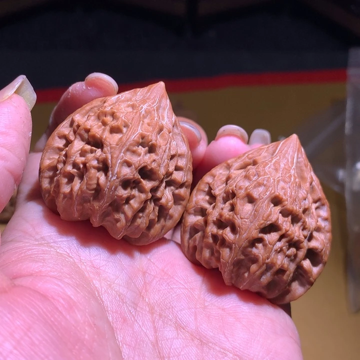 文玩核桃吊坠小*107雪桃