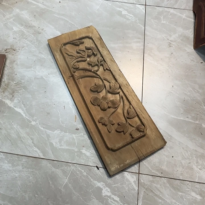 木摸**尉木雕等艺术品的制作