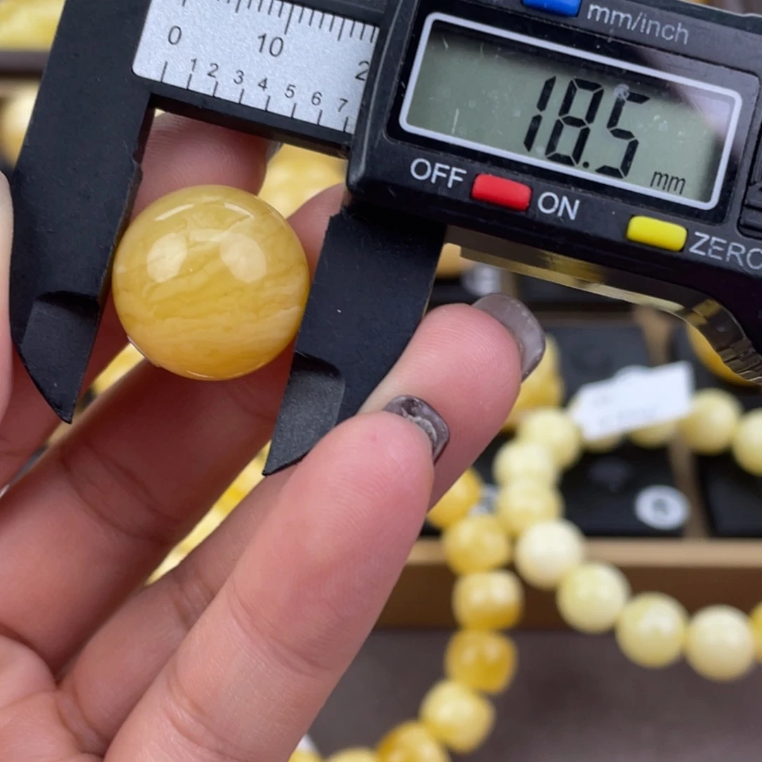 琥珀未镶嵌裸石微瑕341