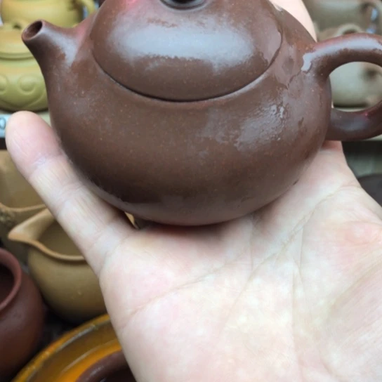 紫砂茶壶紫泥文但170豪升左右有瑕疵