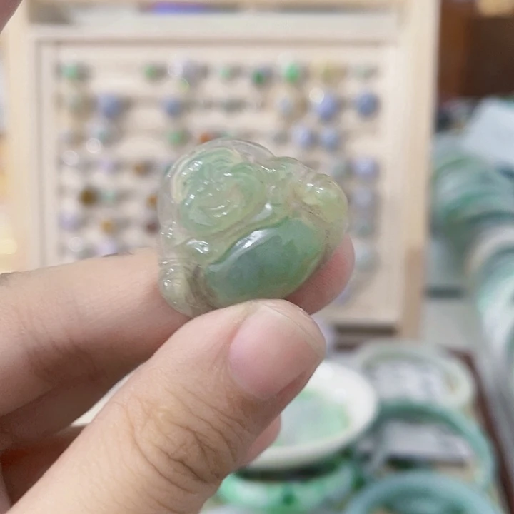颈饰未镶嵌翡翠天然翡翠