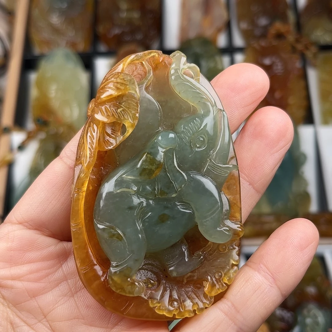 蛇纹石玉未镶嵌颈饰
