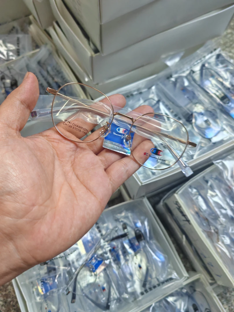 高品质半钛眼镜架   福利价