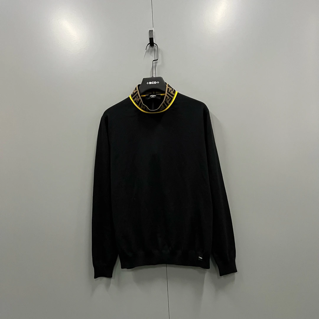99新 FENDI/芬迪 （bb）领口老花logo针织衫 54码/吊牌 bc007401