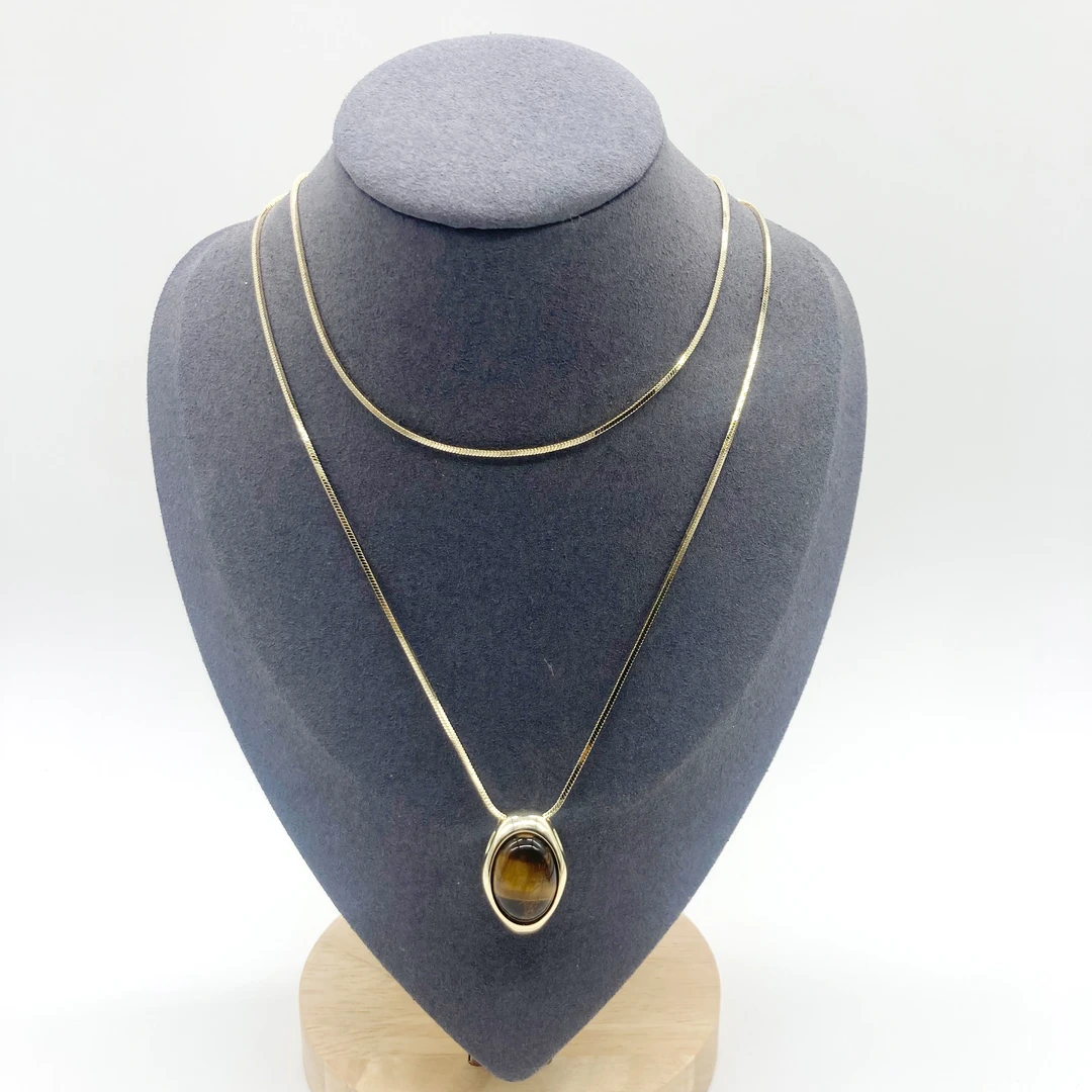 时尚猫眼石毛衣链