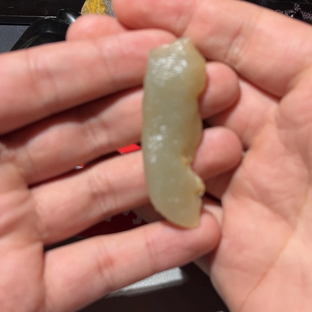 和田玉（子料）未镶嵌挂件