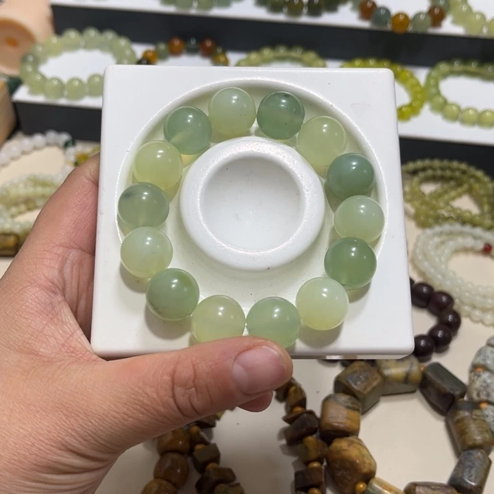 蛇纹石玉未镶嵌手链卡16