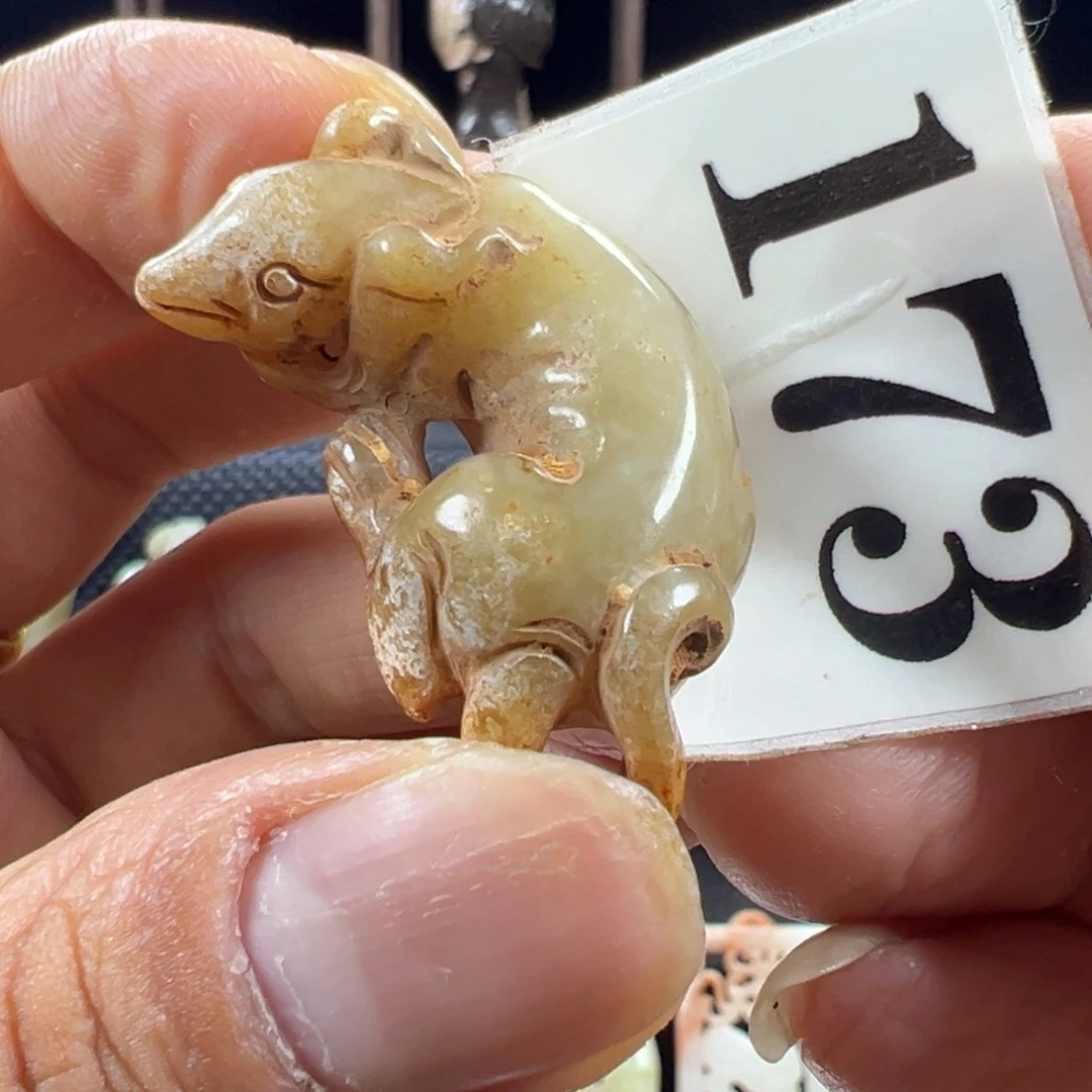 未镶嵌和田玉挂件