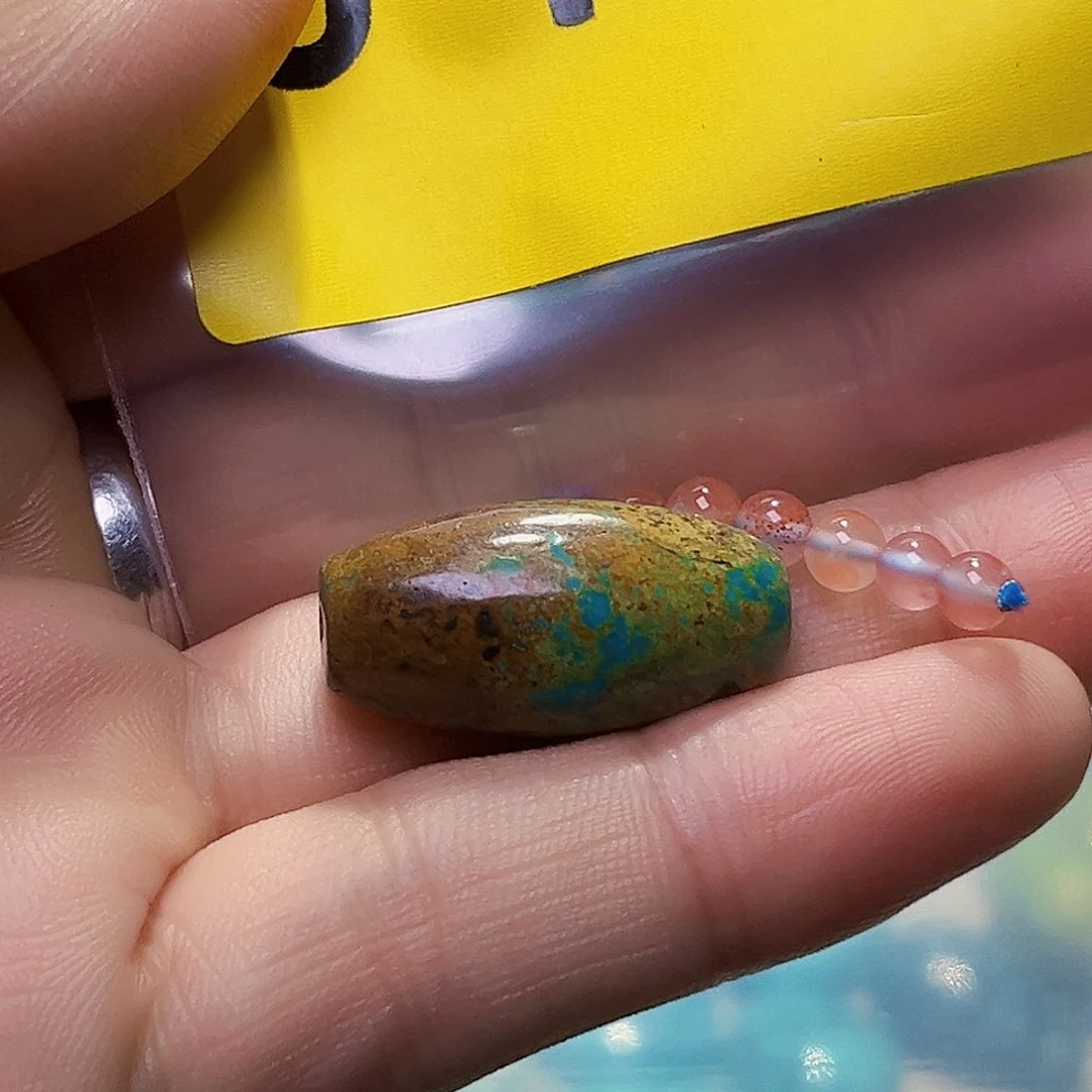 南红玛瑙未镶嵌珠宝半成品