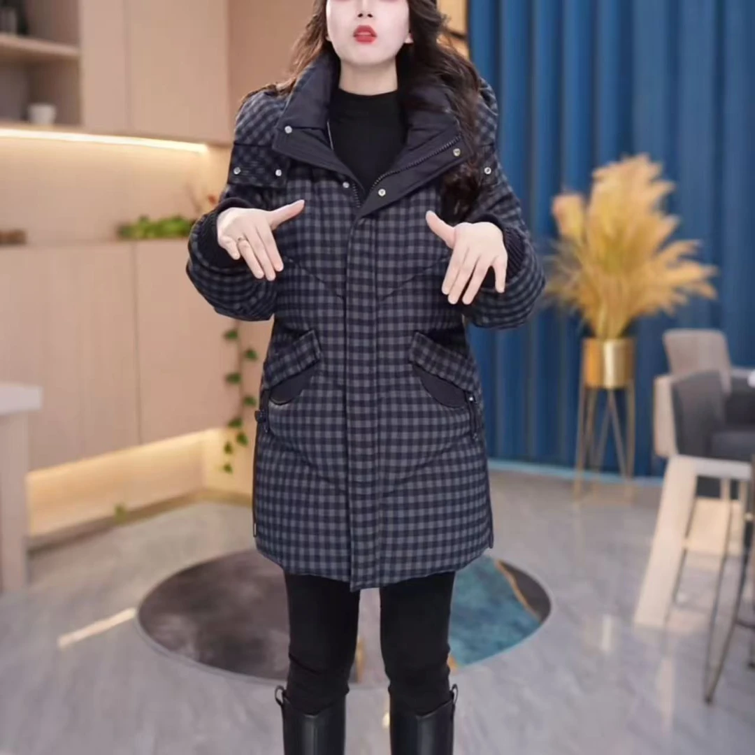 浅莉莎格纹羽绒服女2025冬季新款宽松加厚妈妈装白鸭绒休闲外套