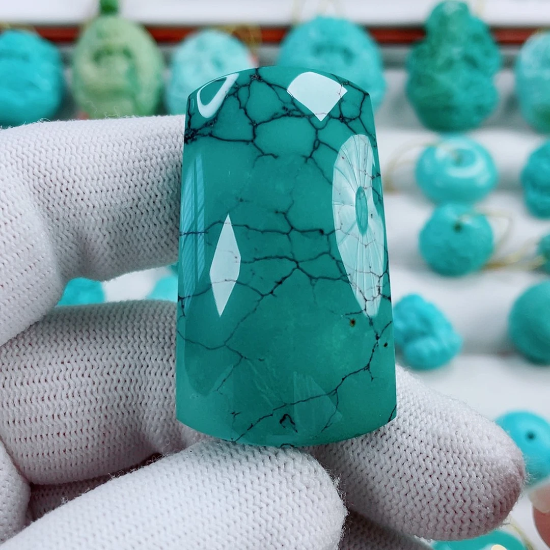 绿松石未镶嵌车挂