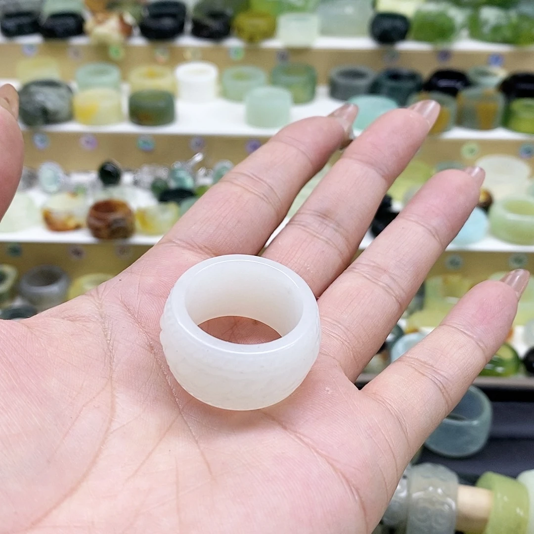 岫玉玉石戒指未镶嵌B****?