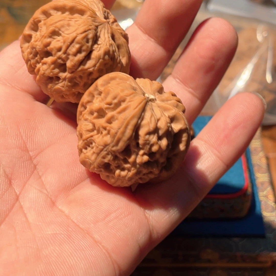 比***了文玩核桃吊坠嘎嘎嘎嘎