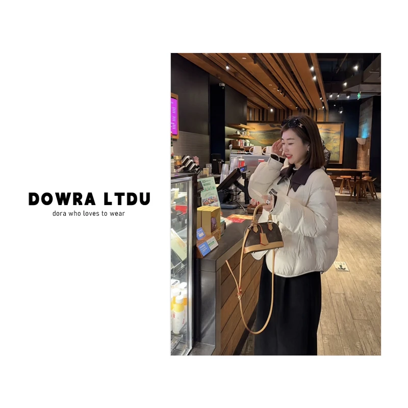 朵拉【轻羽叙事】2025年冬季新款翻领纯色长袖百搭羽绒服302-833