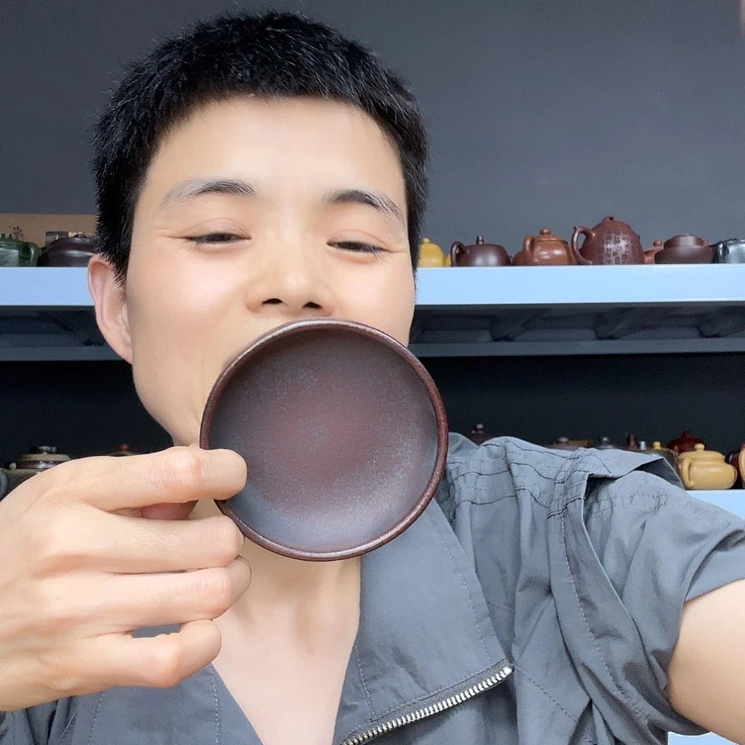 茶壶底槽青民间手艺人全手工制作