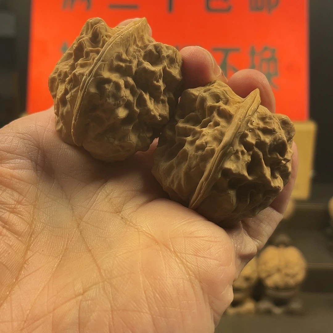 把件文玩核桃裂空爪