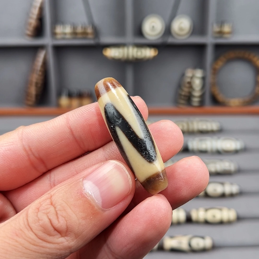 玛瑙未镶嵌颈饰上肯现代工艺品珠子