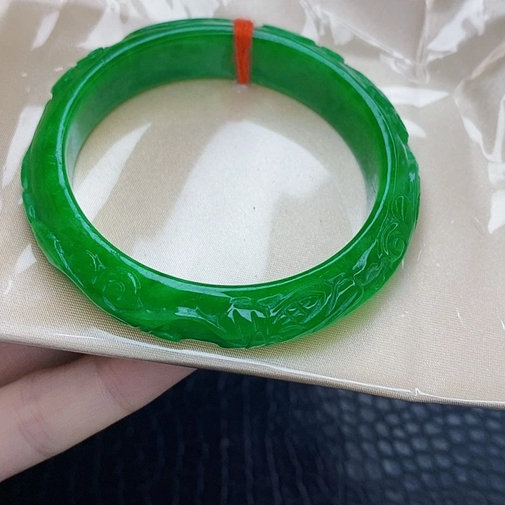 翡翠手镯未镶嵌一图一物实物为准