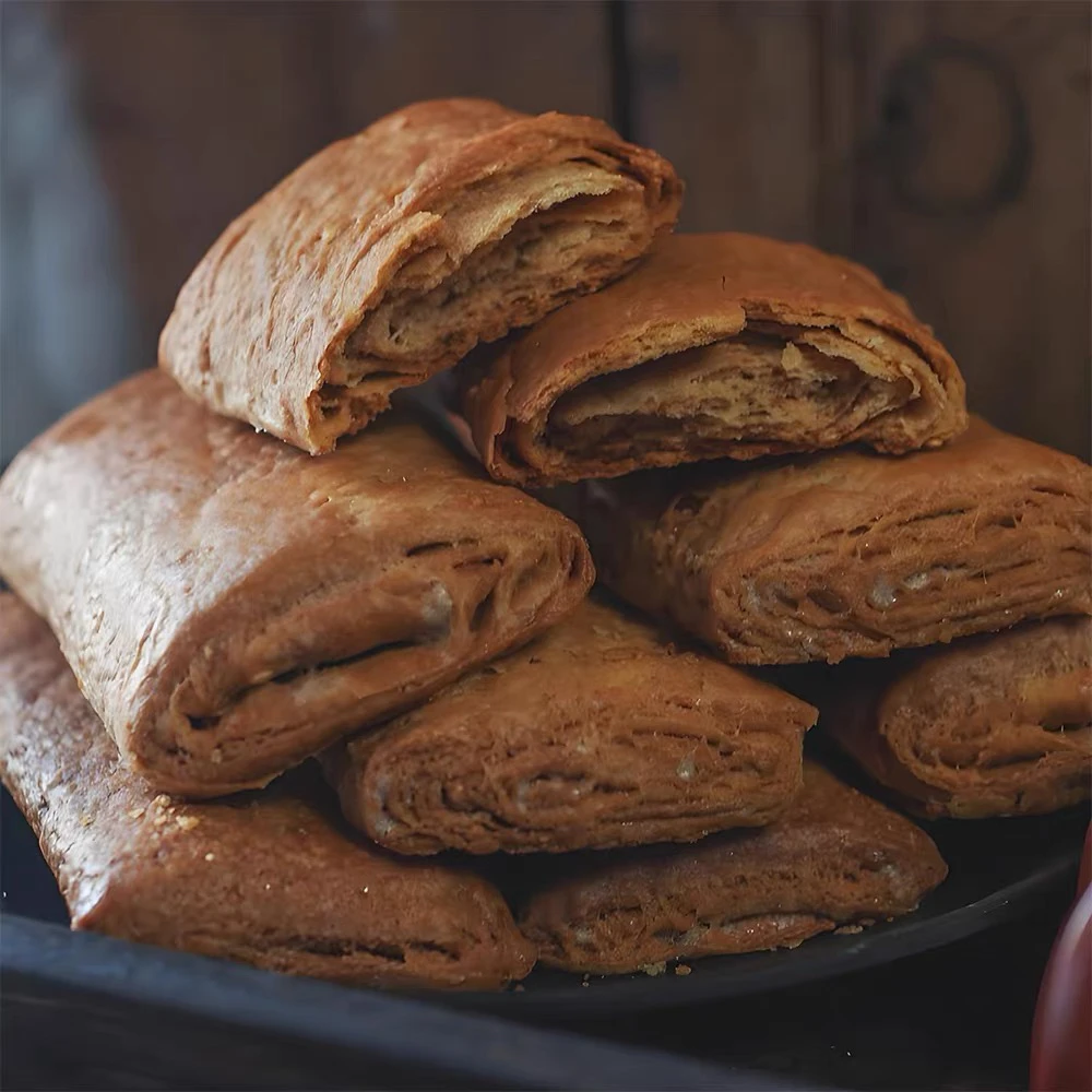 如皋特产脆饼，还有大人、小孩都喜欢吃的桃酥、麻饼，回味小时候味道