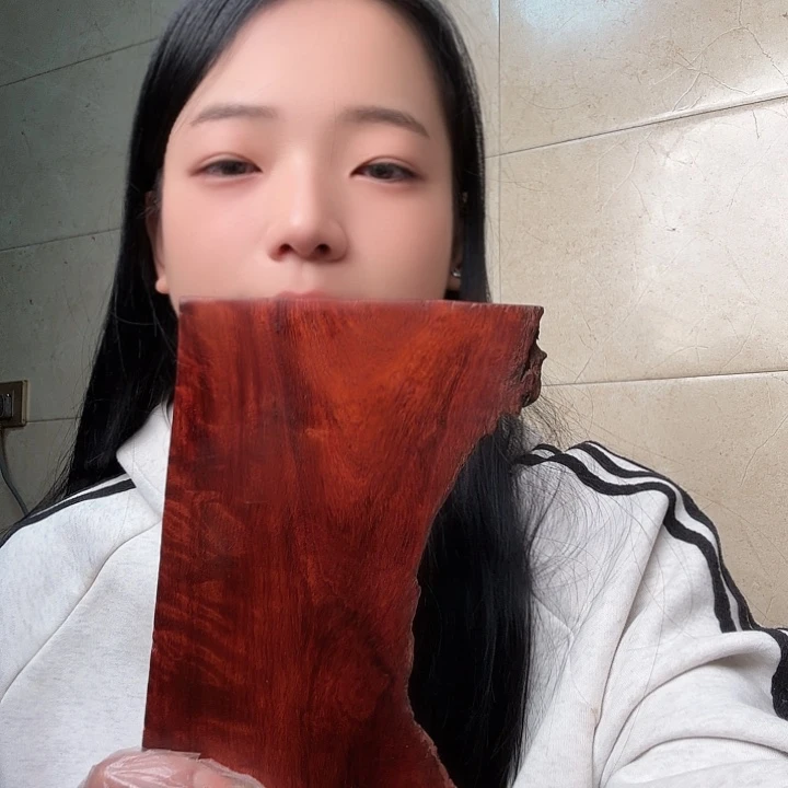 大叶紫檀（黑酸枝木类）