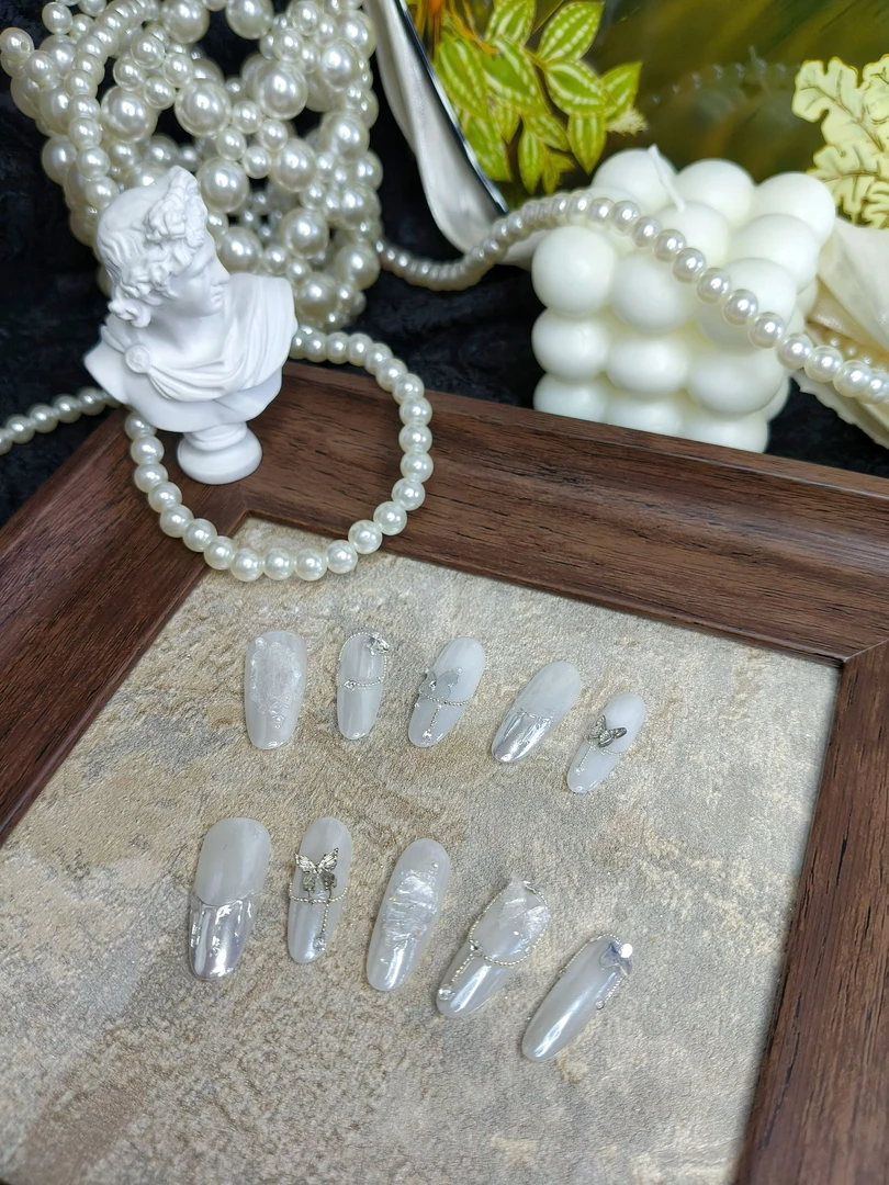 【月光融银】2025纯手工高品美精致中长款显白高级款穿戴甲甲片白色