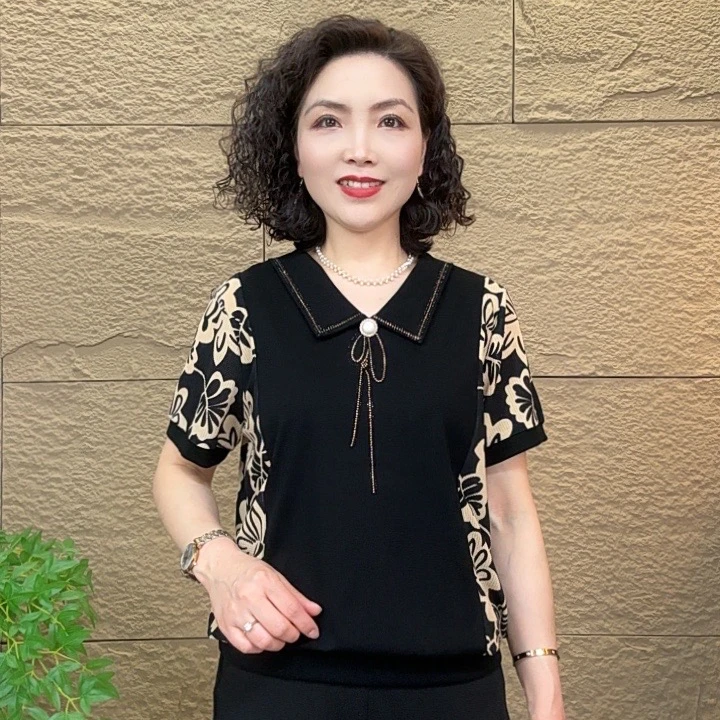 2025夏季新款时尚洋气百搭妈妈装宽松娃娃领显瘦减龄休闲中年小衫