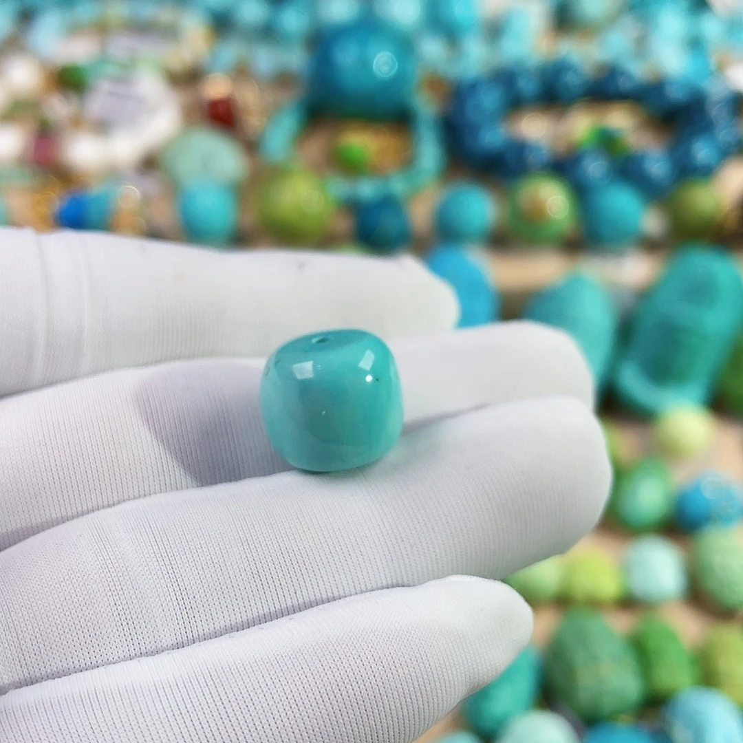 独***？绿松石未镶嵌珠宝奇石