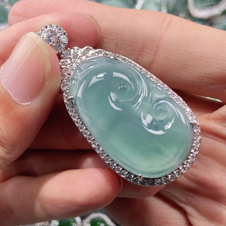 翡翠未镶嵌吊坠(不含链)