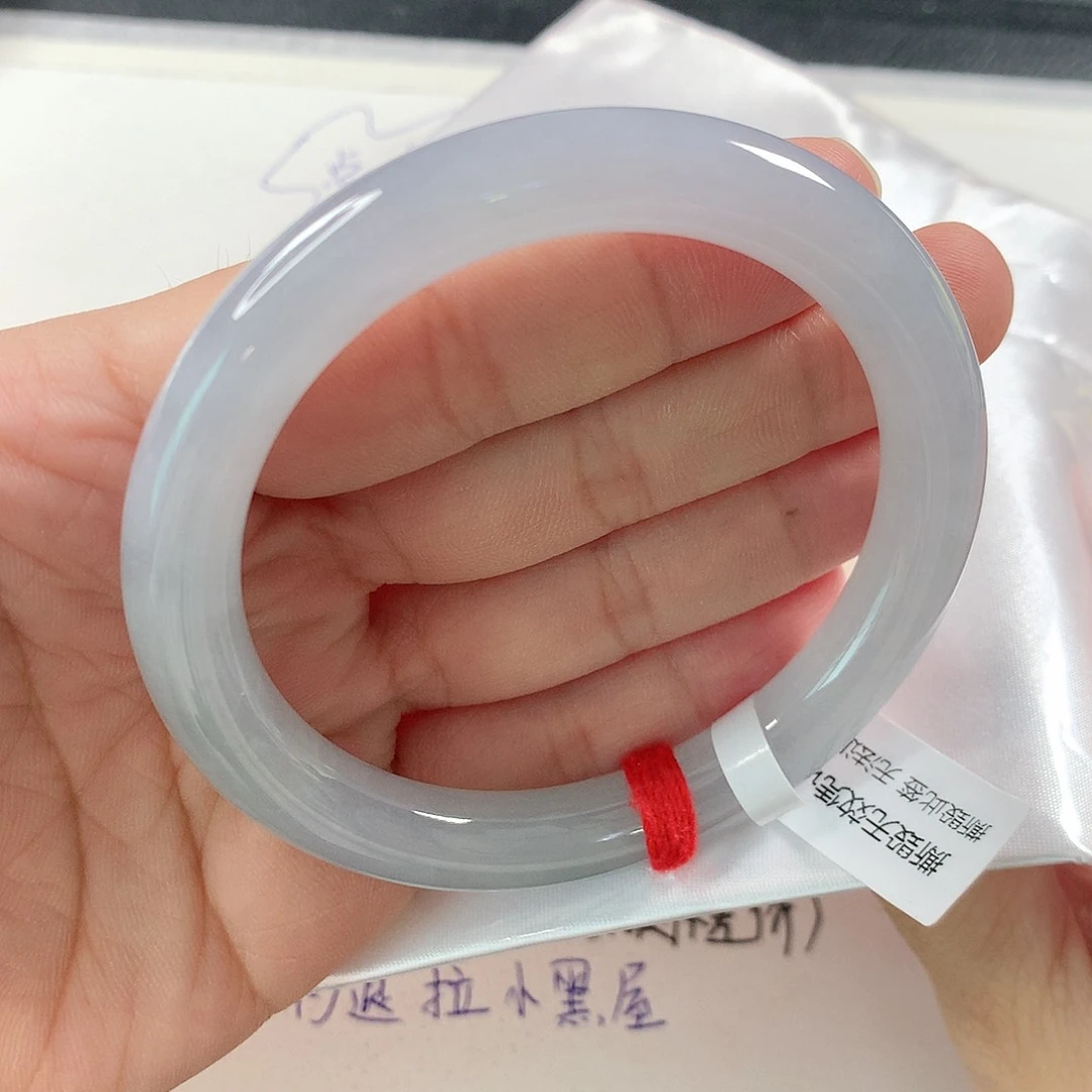 翡翠手镯（圆镯）未镶嵌⑦⑧