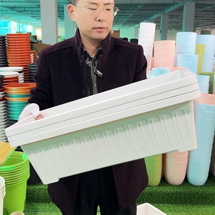 微瑕竖纹菜盆长55宽24高17白色3只