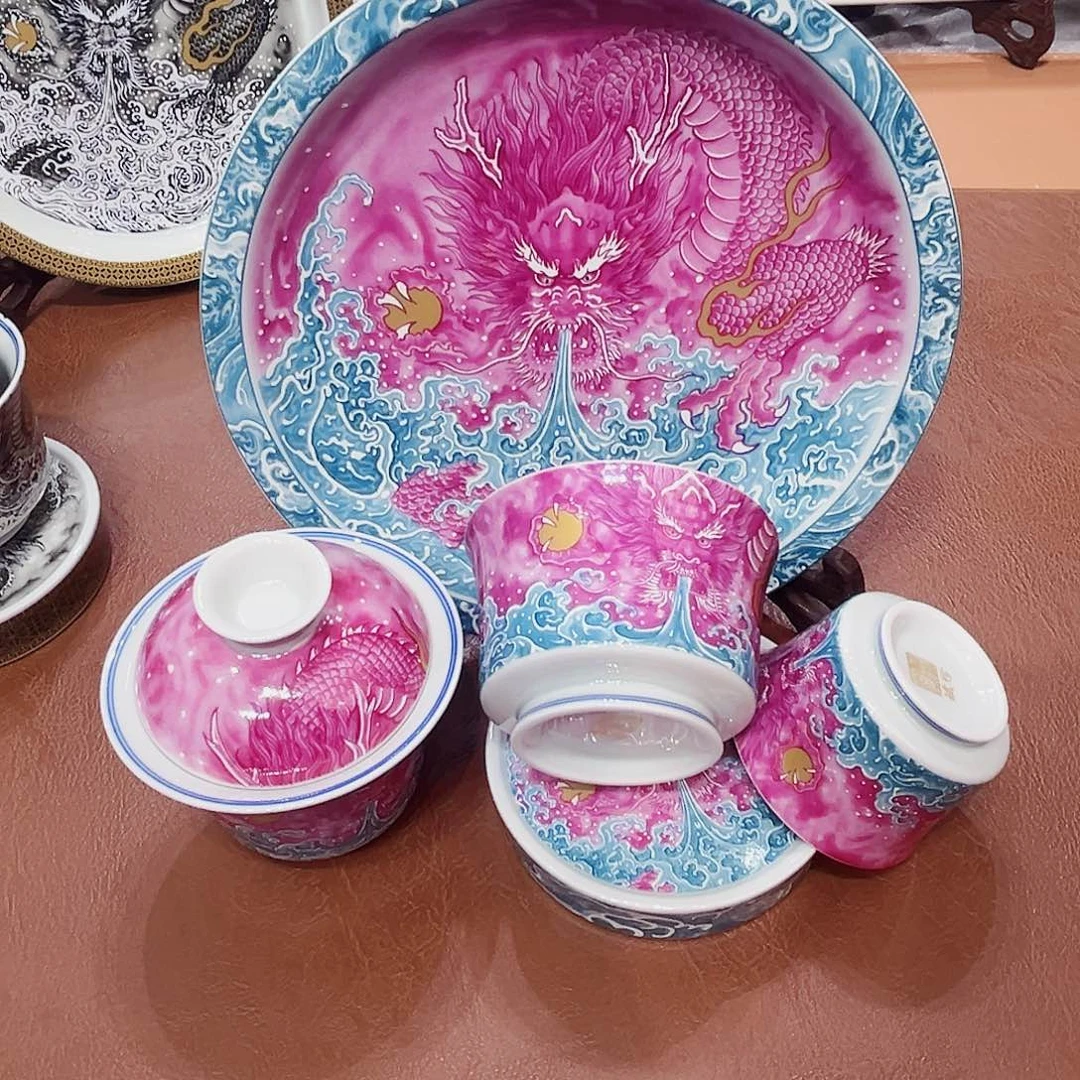 摆件景德镇陶瓷研究所工作的