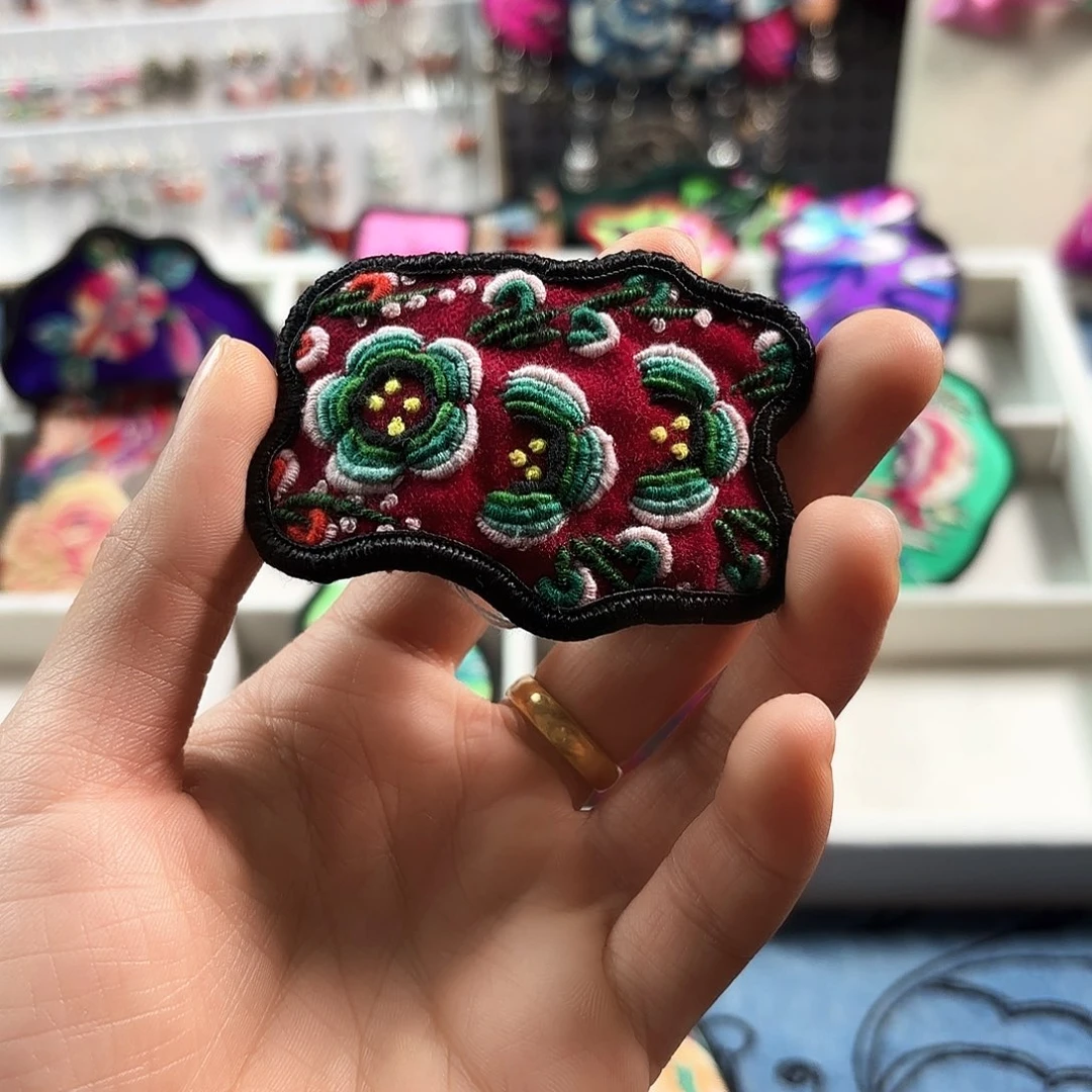 织绣?**、手工刺绣工艺