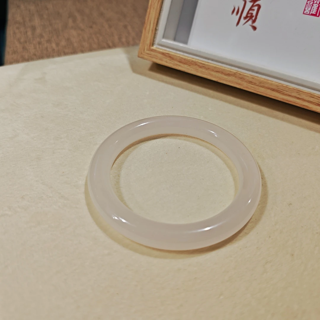 藕粉手镯 淡粉色美人镯 1010