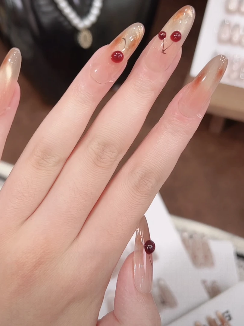 《樱桃》纯手工穿戴甲