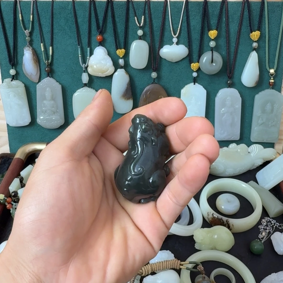 和田玉未镶嵌挂件