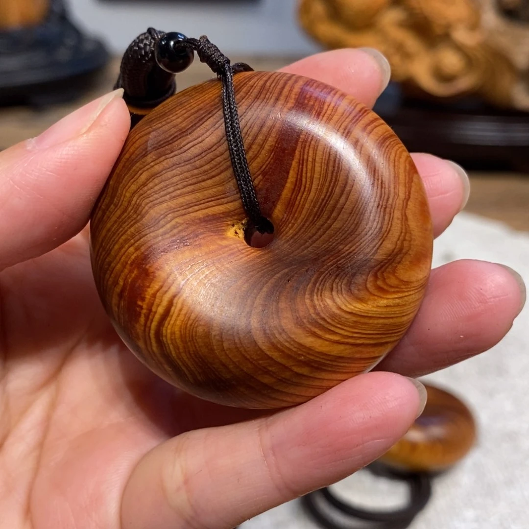 柏木（崖柏）崖柏，