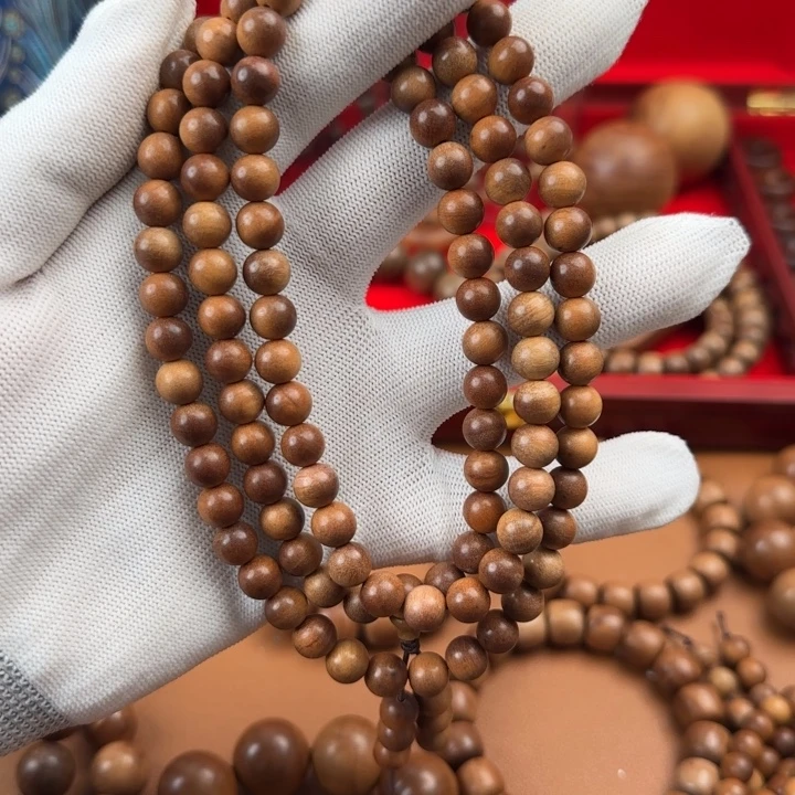 檀香木0.8佛珠 奶香 清甜