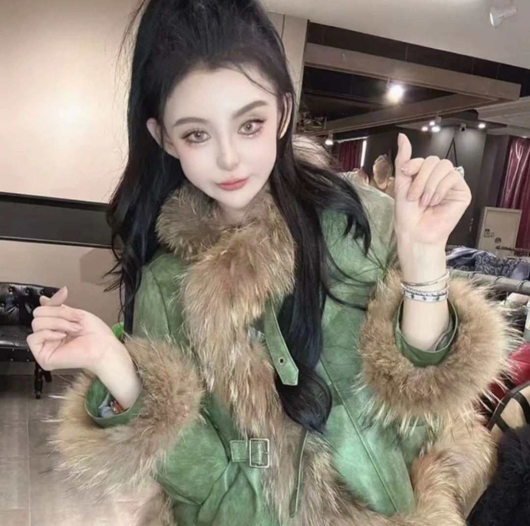 网红同款新品时髦撞色 高级美洲貉毛领拼接洋气皮草