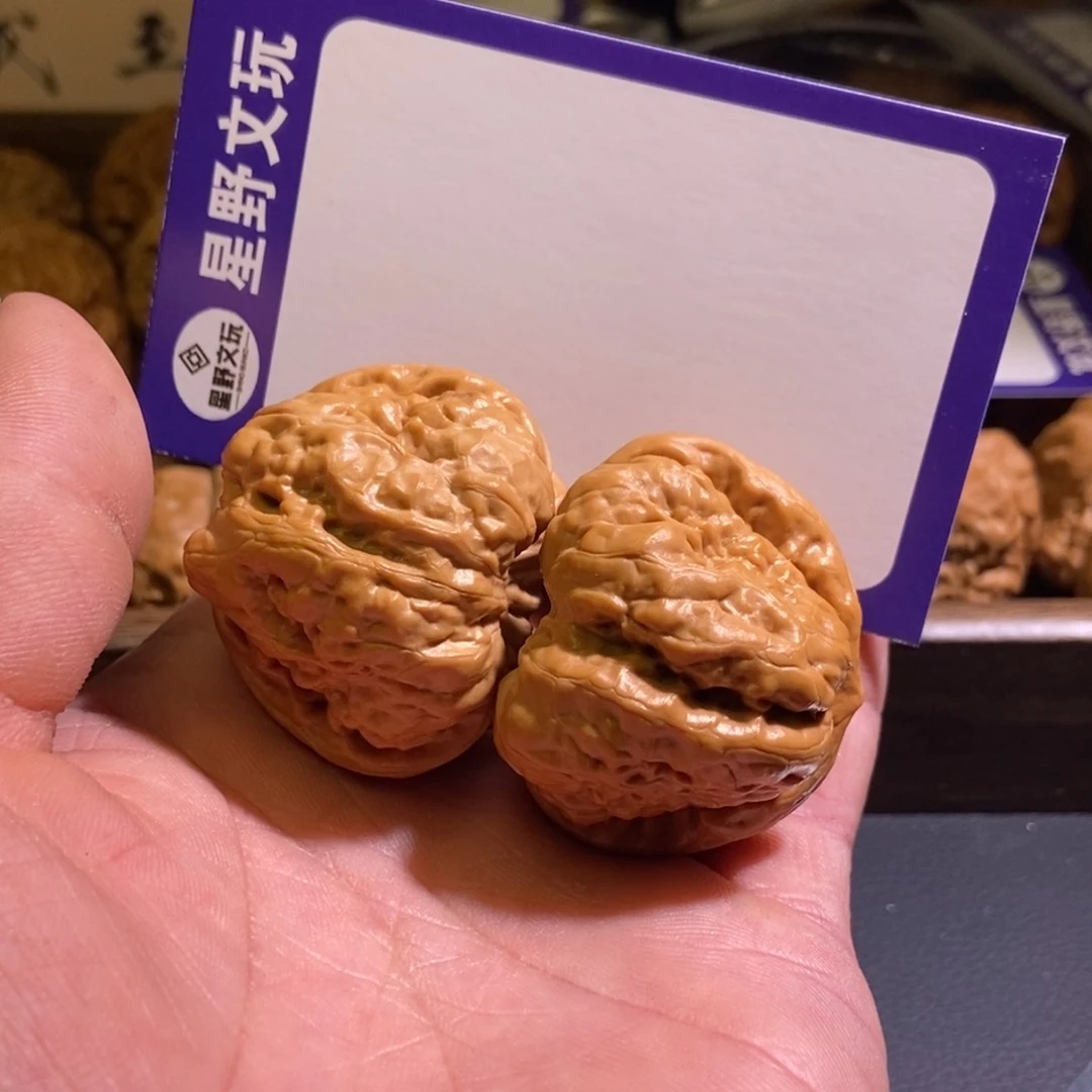 文玩核桃吊坠八**财476467578568568