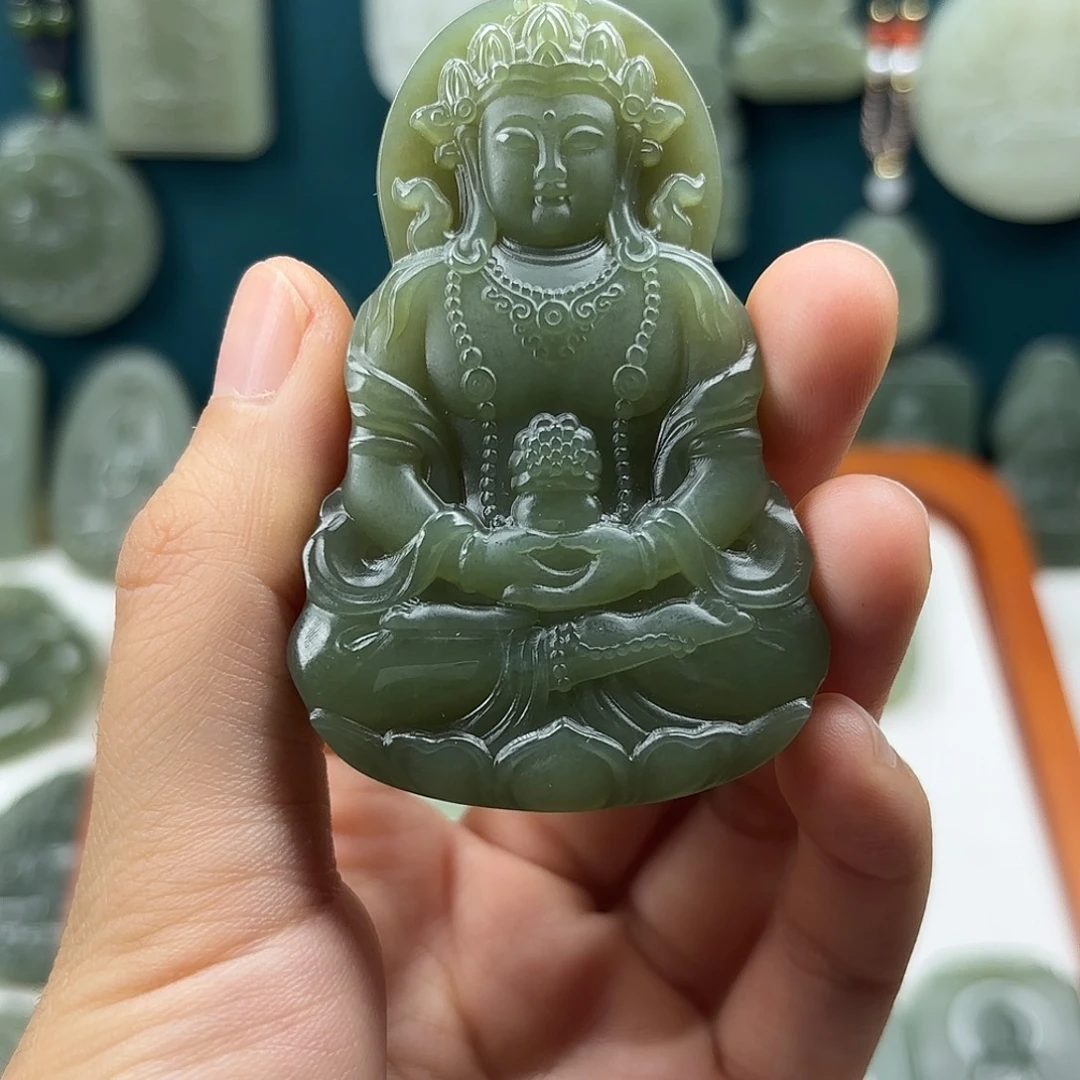 不***此颈饰未镶嵌和田玉