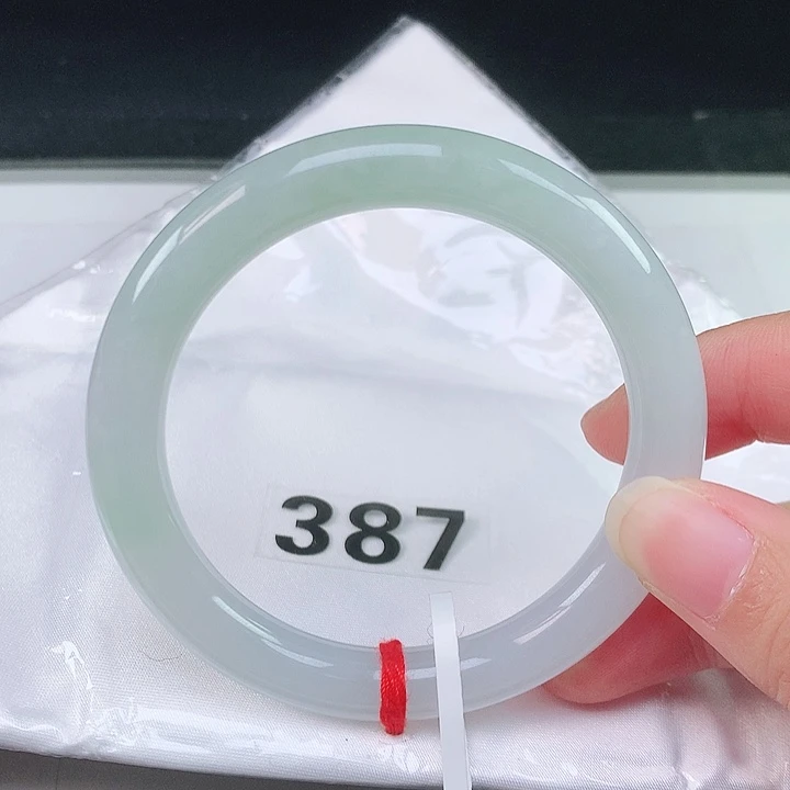 翡翠未镶嵌手镯翡翠