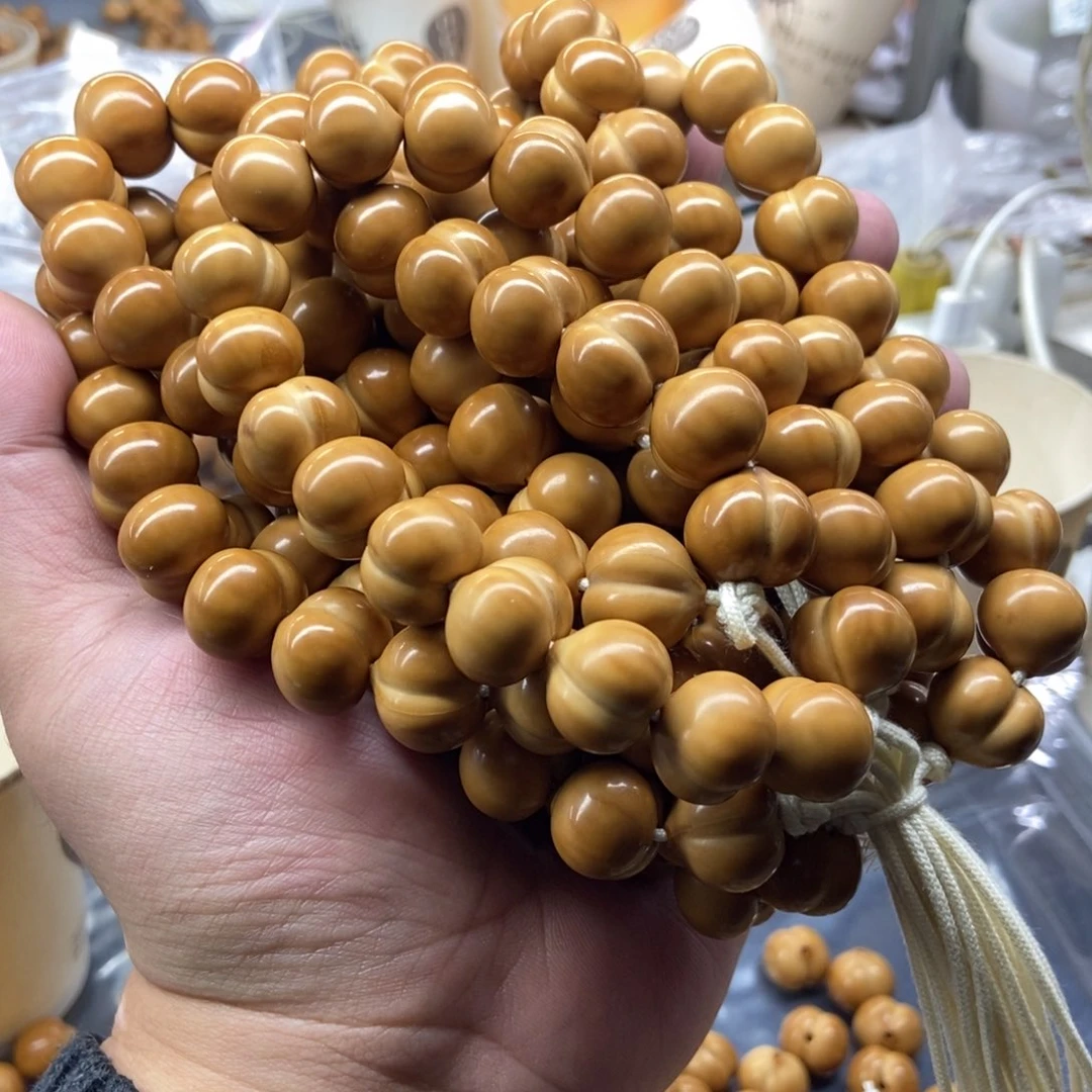 吊坠猴头核桃屁桃