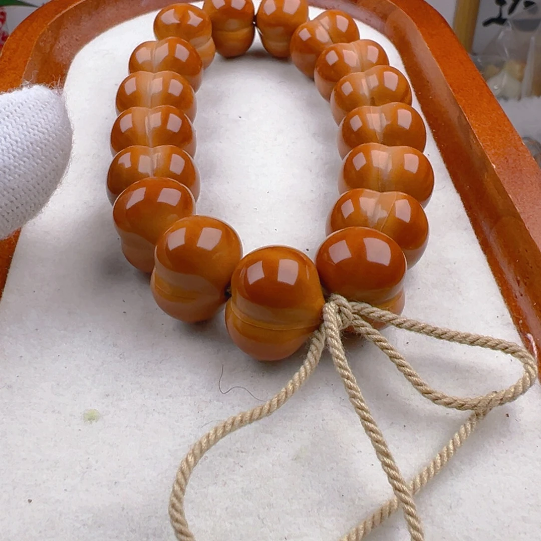 娟***）猴头核桃吊坠大屁桃